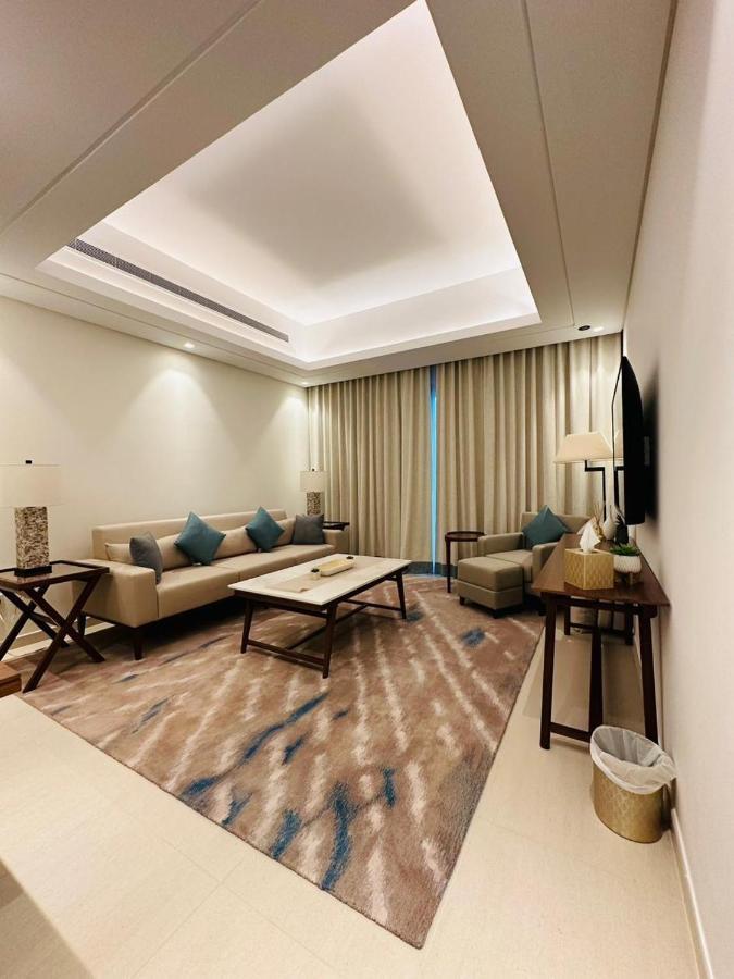Ocean Mountain View Apartment At The Address Fujairah Luaran gambar